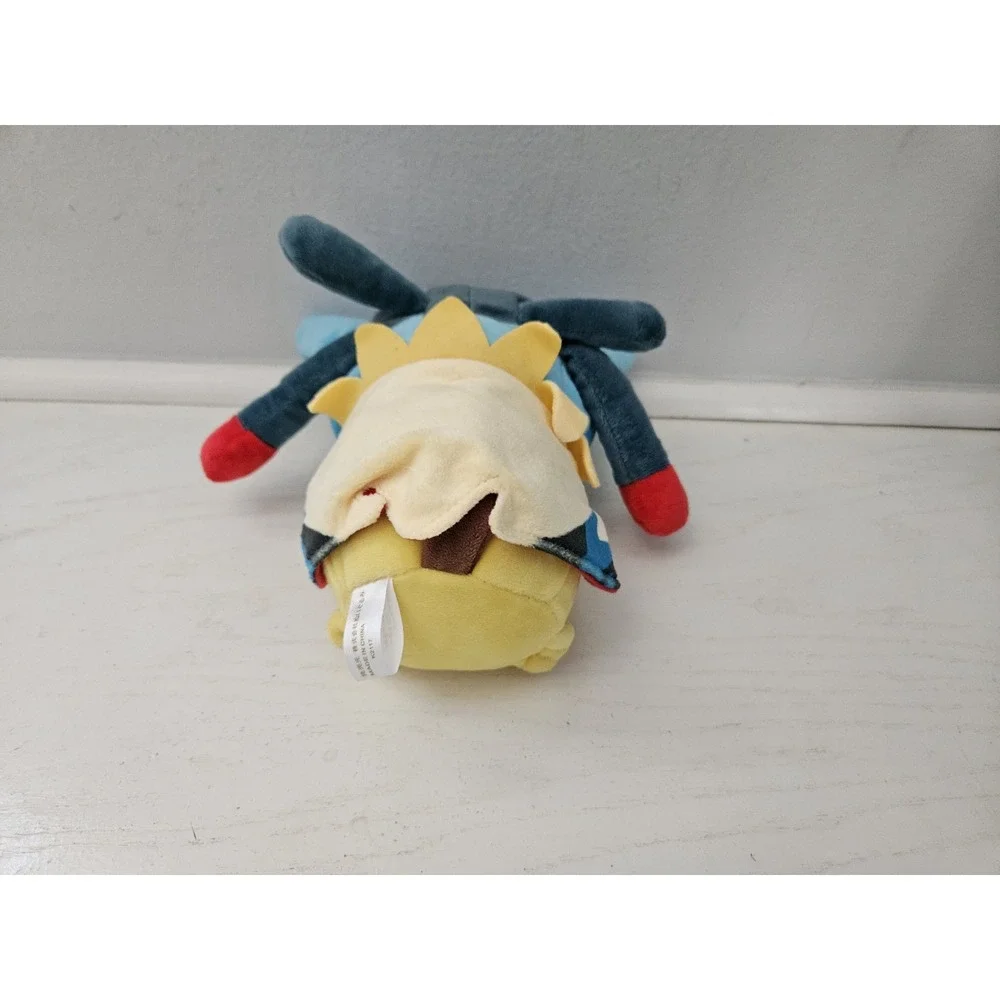 Mega Lucario Poncho outfit Pikachu 9